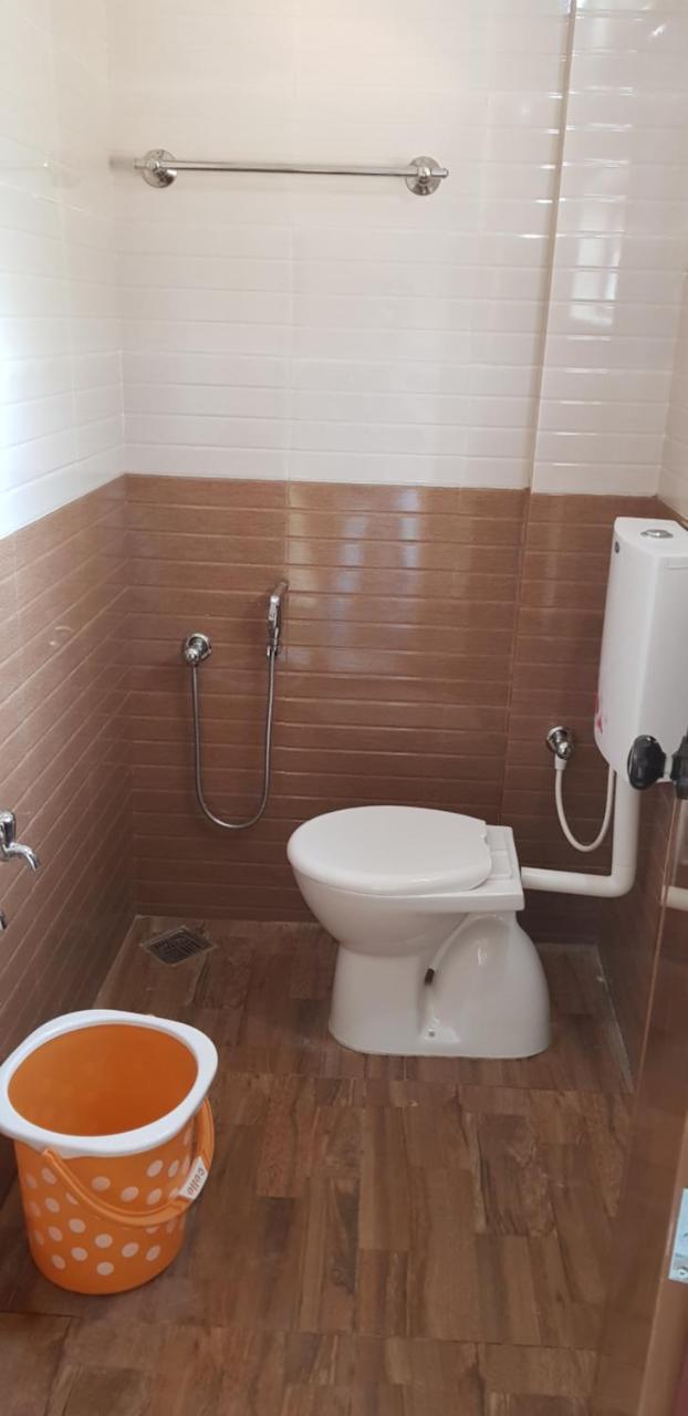 Hotel Nuhman Kondotty Экстерьер фото